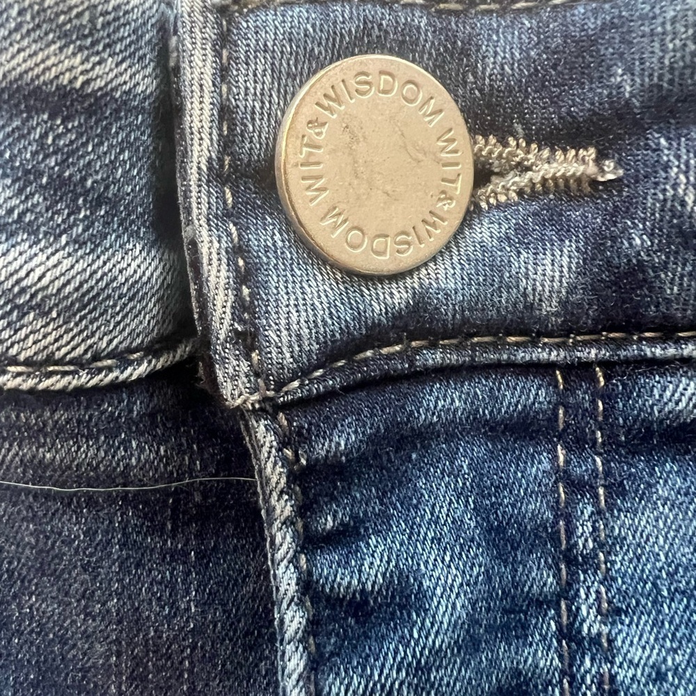 EUC Women's Wit & Wisdom Jeans Size 8/25" Inseam (A2) - Picture 6 of 8